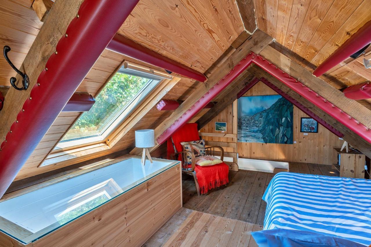 Finest Retreats - The Watchtower At Western Watch Lower Boscaswell Экстерьер фото