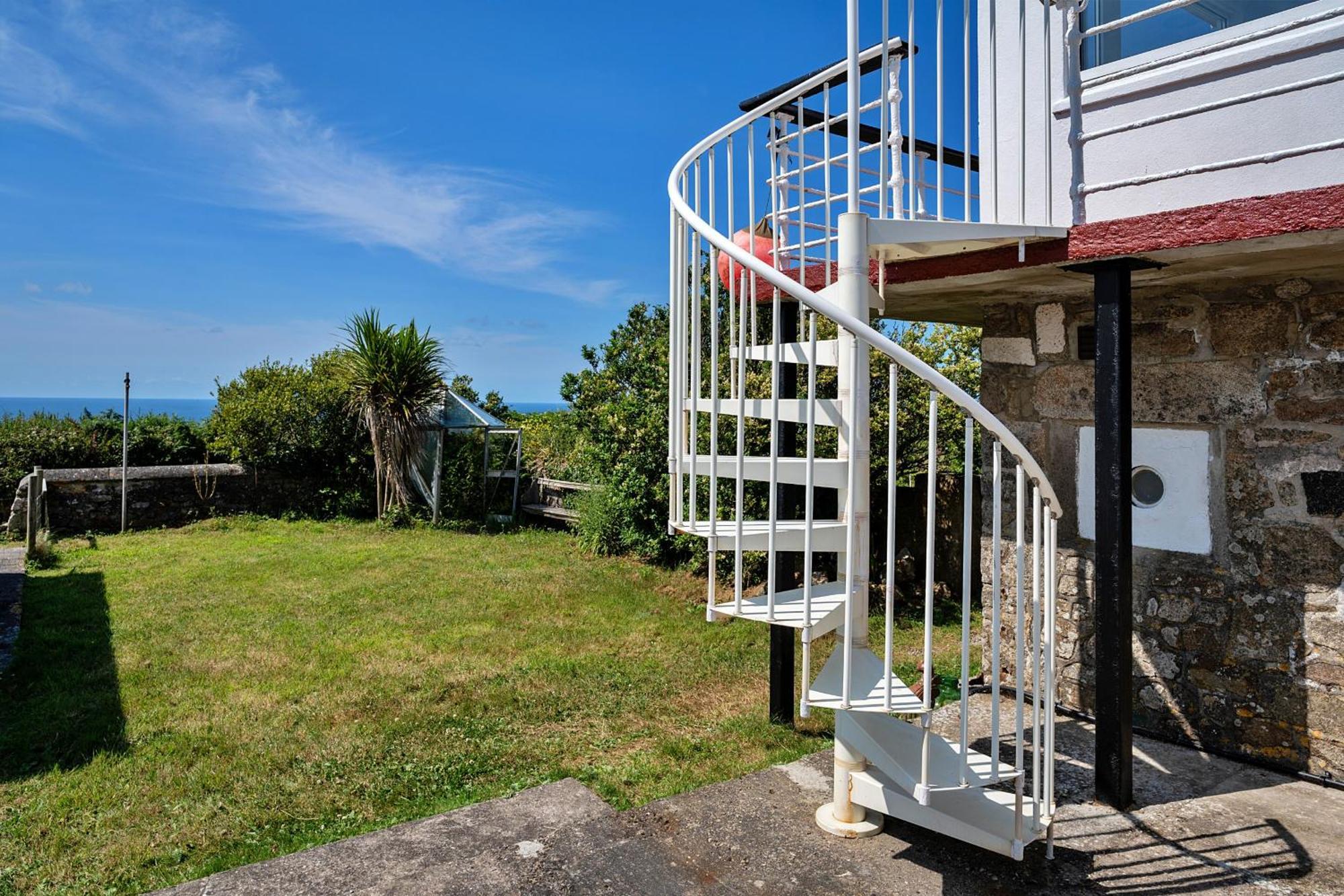 Finest Retreats - The Watchtower At Western Watch Lower Boscaswell Экстерьер фото